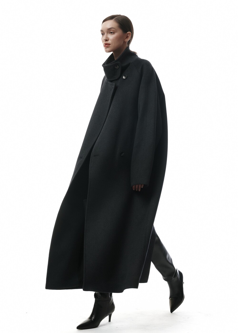 Coat with stand collar in graphite color